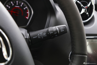 2018款东南DX3 SRG 1.5T手动尊贵型