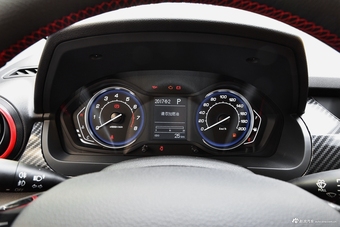 2017款北汽绅宝X25 1.5L自动精英导航型