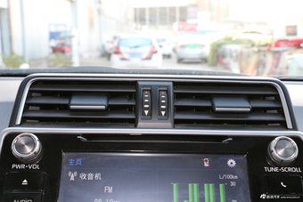 2018款普拉多3.5L自动TX-L后挂备胎