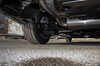 2016款标致308 1.6L自动时尚版