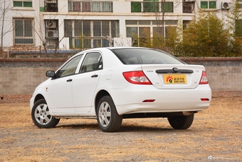 2018款比亚迪F3 1.5L手动经典型