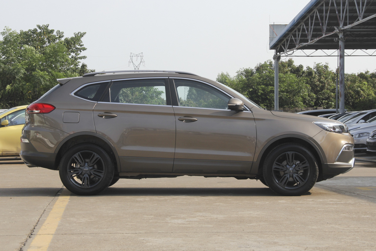  2017款猎豹CS10 2.0T手动卓越型