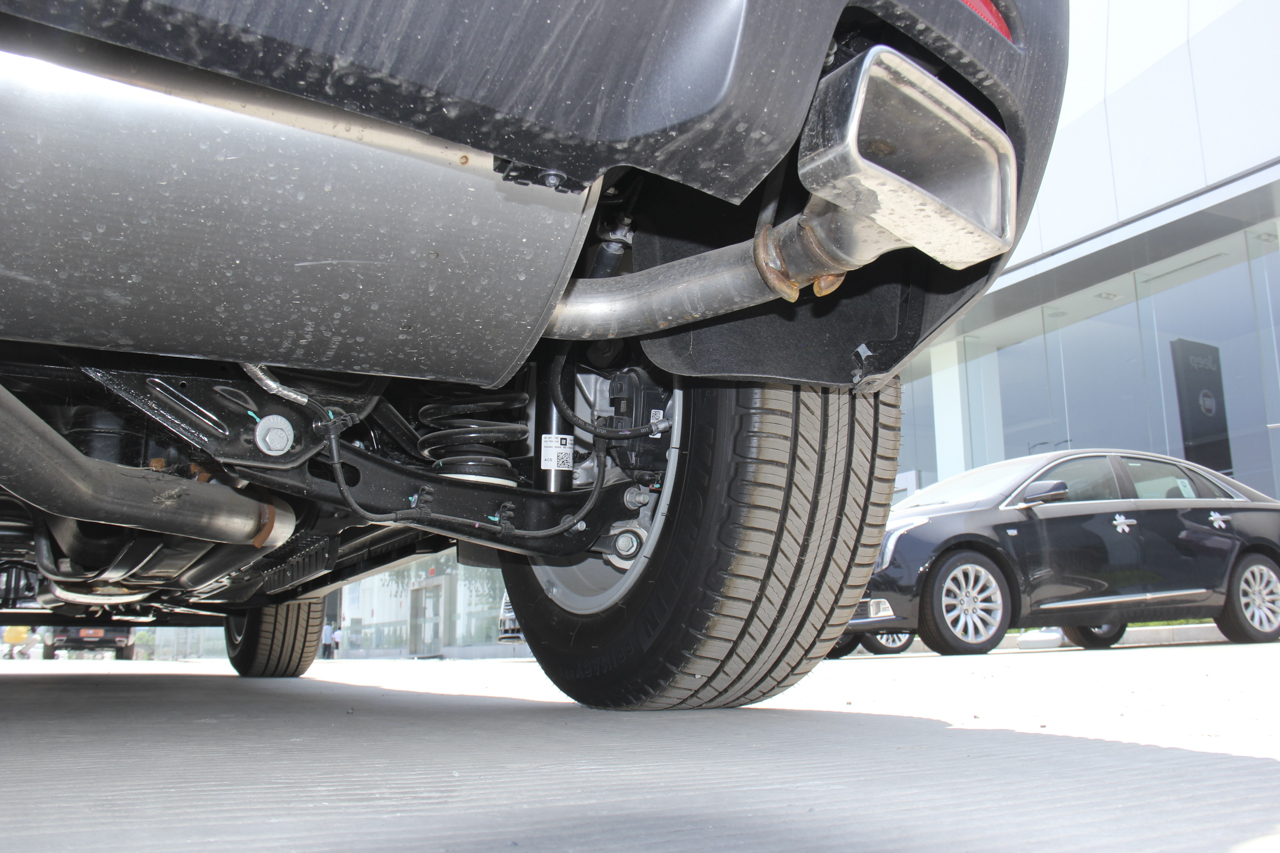 2018款XT5 2.0T自动25T技术型