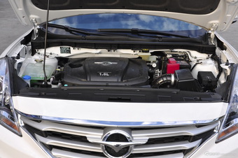 2017款海马福美来1.6L自动豪华型