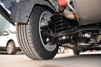 2017款福克斯两厢1.6L自动舒适型智行版 珠光白