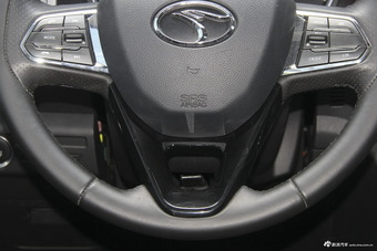 2018款东南DX3 SRG 1.5T自动旗舰型