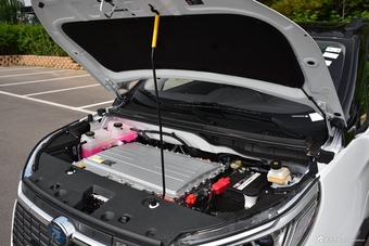 18款比亚迪元EV360 智联创酷型