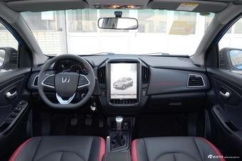 2017款纳智捷 U5 SUV 1.6L手动爵士版图片