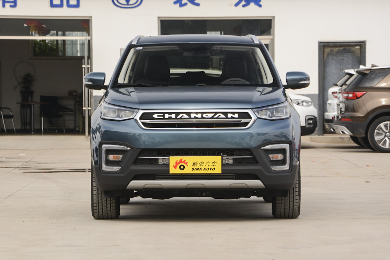 2017款长安CS55 1.5T自动炫动型