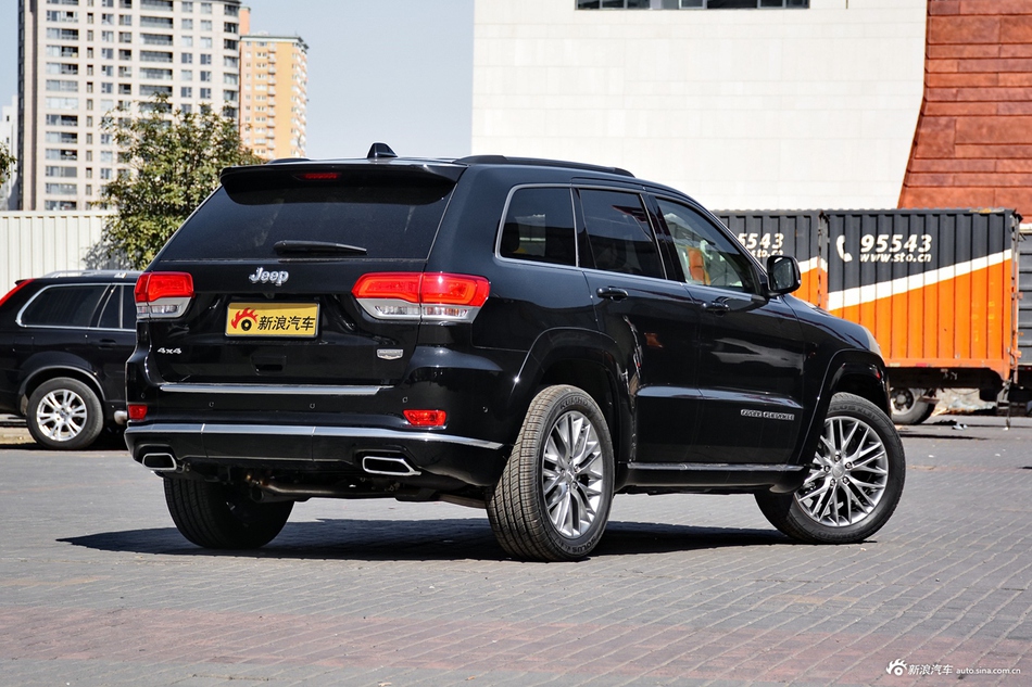 2017款大切诺基3.6L自动Summit