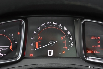 2017款DS 6 1.6T自动豪华版THP160