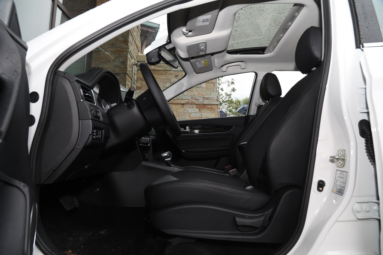 2019款风行S50 EV 旗舰型