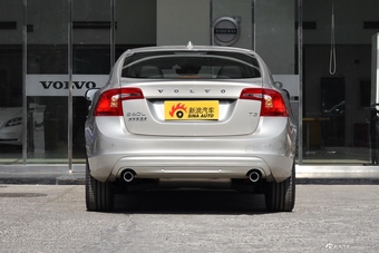 2018款沃尔沃S60L 1.5T自动T3智进进取版
