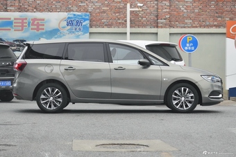 2019款别克GL6 1.3T自动18T互联尊贵型6座国VI