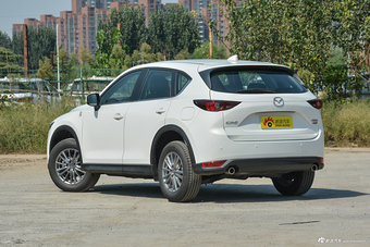 2017款马自达CX-5 2.0L手动两驱舒适型