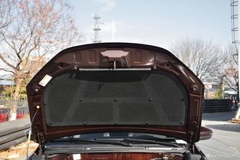 2018款吉利远景S1 1.5L手动锋享型