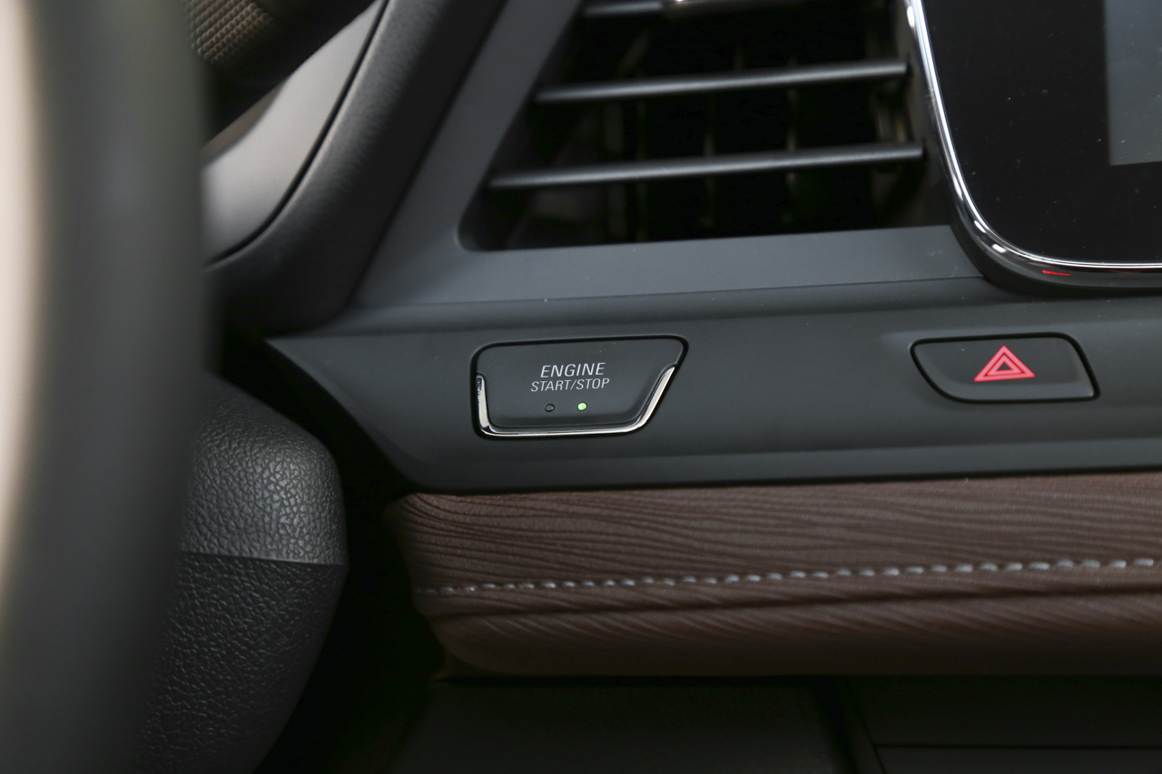 2018款别克GL6 1.3T自动18T豪华型6座 