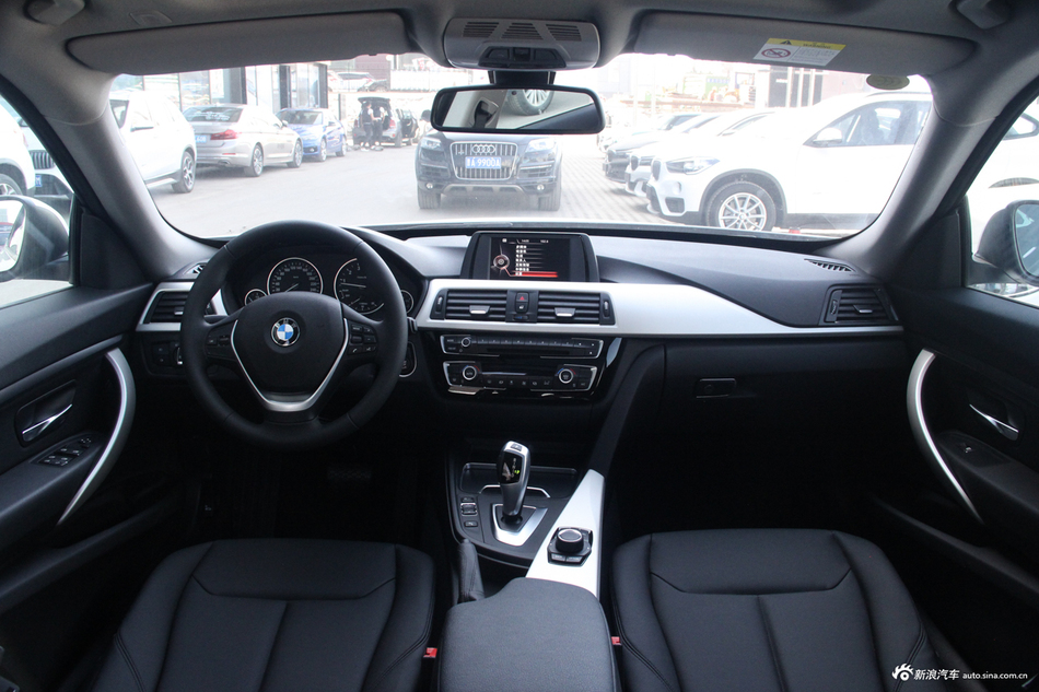 2017款宝马3系GT 2.0L自动320i时尚型