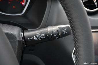 2018款东南DX3 1.5L手动户外版尊贵型