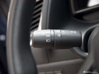 2018款马自达CX-4 2.0L自动两驱蓝天品位版