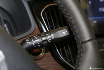 2017款森雅R7 1.6L 自动智能型