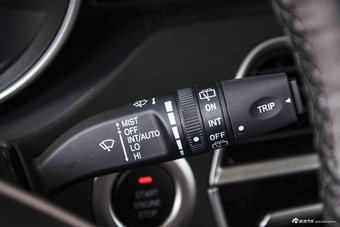 2016款猎豹CS10 2.0T自动豪华型 威尼斯蓝