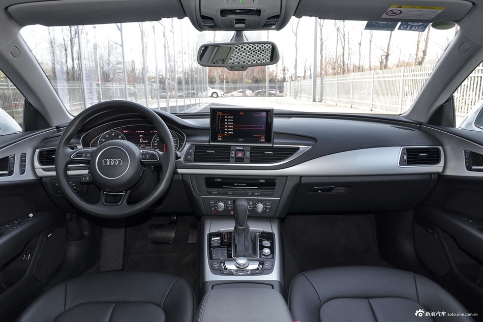 2018款奥迪A7 2.0T自动40TFSI进取型