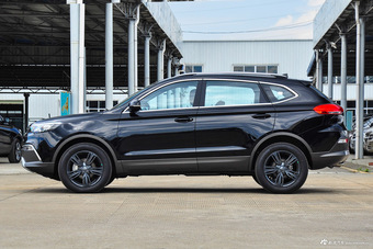 2015款猎豹CS10 2.0T手动卓越版 纽约黑