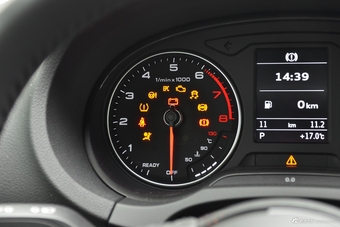 2018款奥迪A3 30周年型1.4T自动Sportback 35TFSI运动型