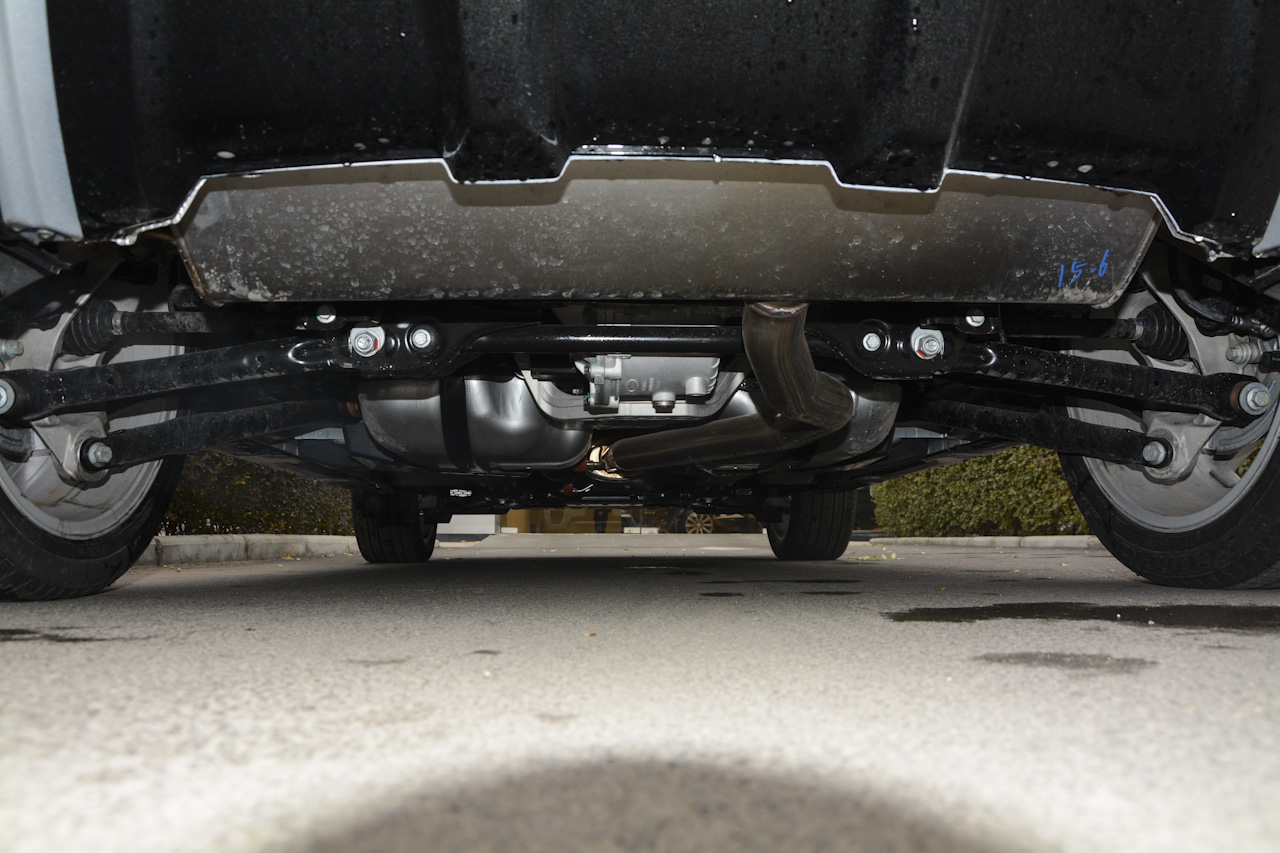 2018款揽胜极光2.0T自动智锐版240PS