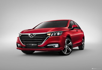 2018款北汽绅宝D50