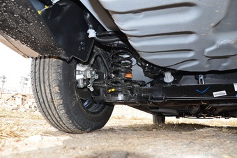 2016款标致301 1.6L手动舒适版 