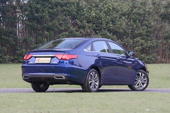 2018款吉利帝豪GL 1.4T自动旗舰型