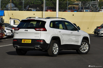 2017款自由光2.4L自动领先版智能包