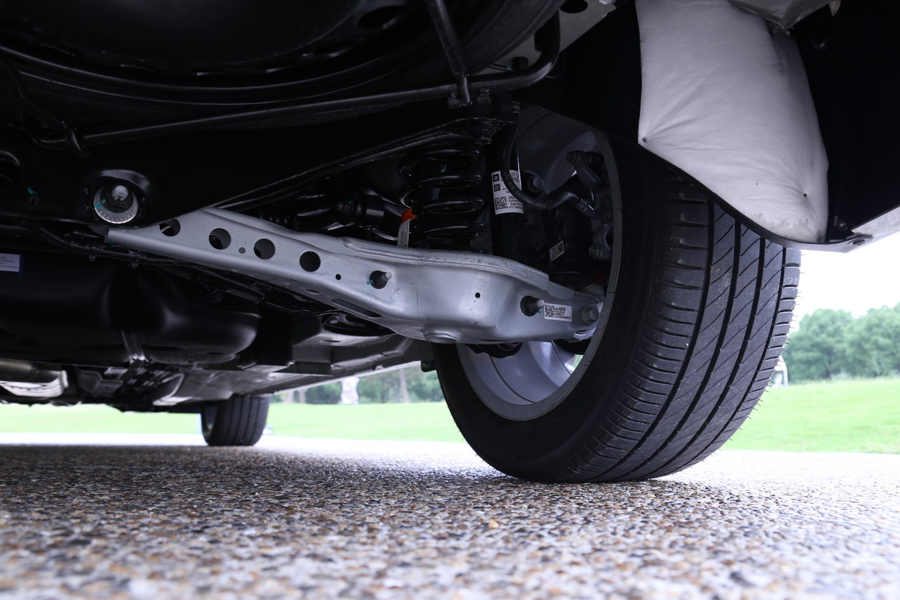 2018款别克GL6 1.3T自动18T尊贵型6座