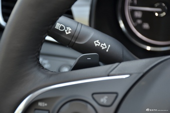 2016款君越改款2.0T自动精英型28T