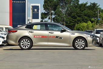 2016款起亚K5 1.6T自动LUXURY