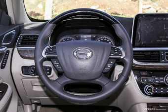 2016款传祺GA8 2.0T自动豪华版320T