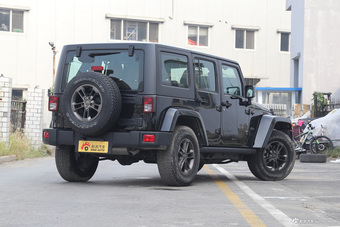 2016款牧马人3.0L自动75周年致敬版