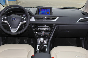 2016款悦翔V7 1.6L手动乐享型国V