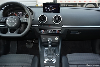 2019款奥迪A3 1.4T自动Limousine 40 TFSI运动型国VI