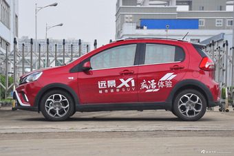 2017款吉利远景X1 1.3L自动玩家版