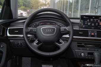 2017款奥迪A6L 2.5L自动30 FSI舒适型