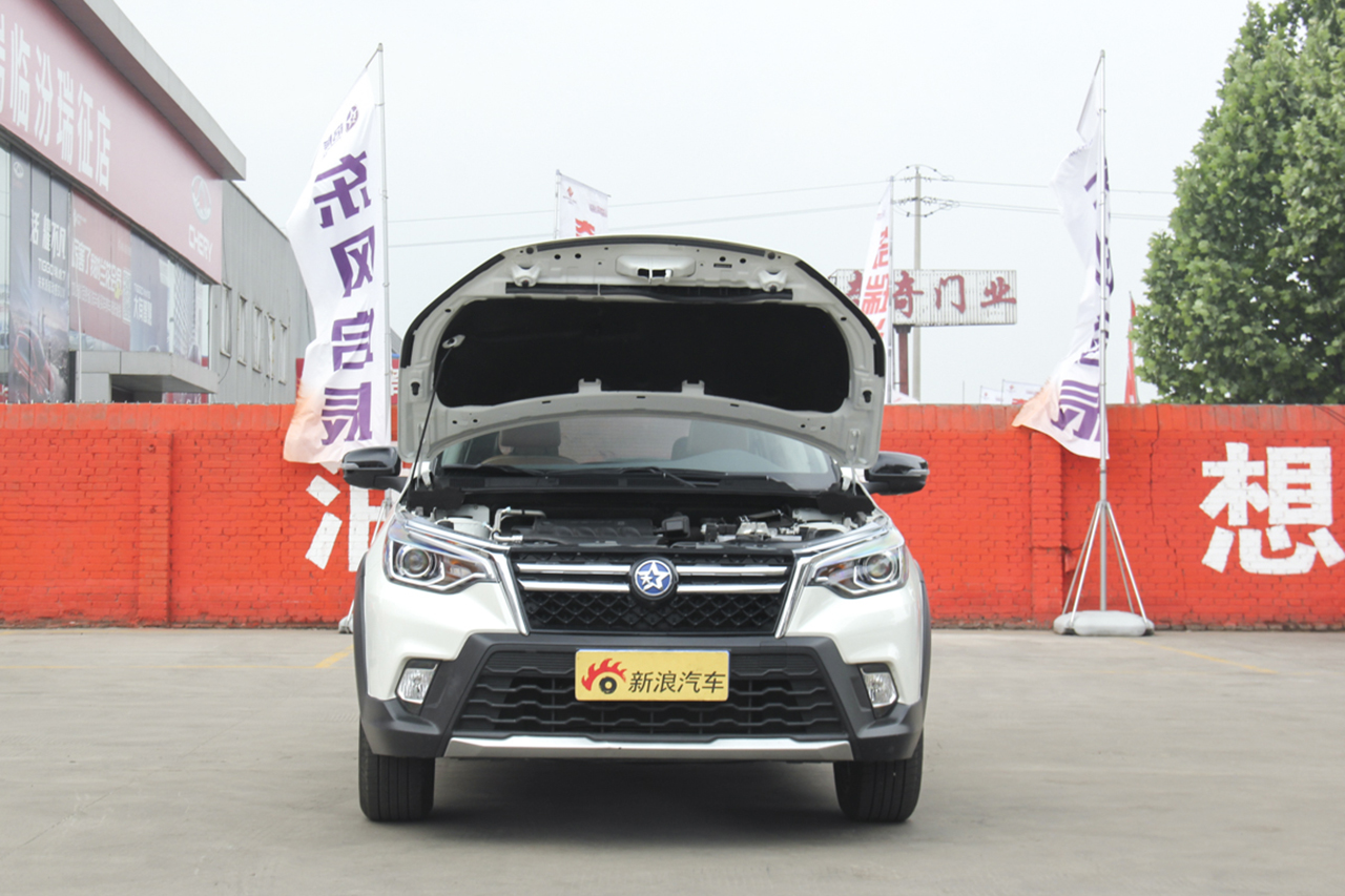 2018款启辰T70 2.0L自动睿享运动版