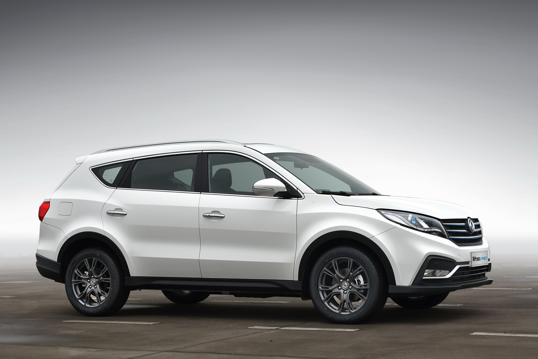 2019款风光580 PHEV