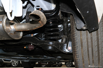 2017款海马福美来1.6L自动豪华型