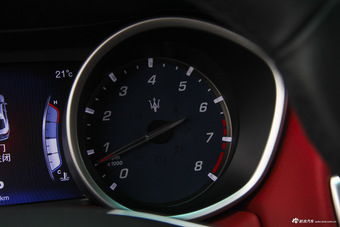 2014款Ghibli 3.0T自动标准版