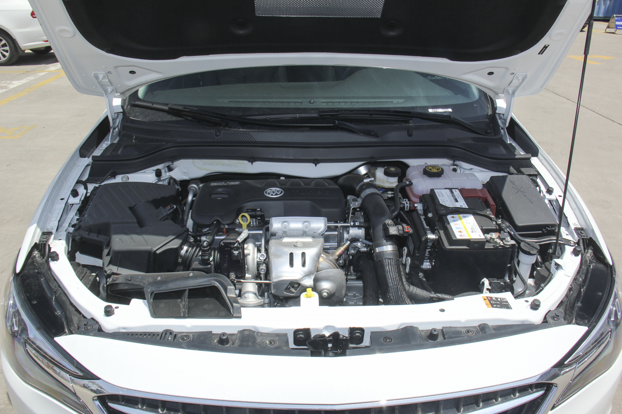 2018款英朗1.3T自动精英型18T