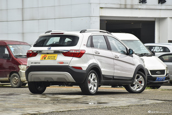 2016款昌河Q25 1.5L手动乐惠版 炫酷白