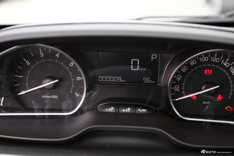 2018款标致2008 1.6L自动时尚版